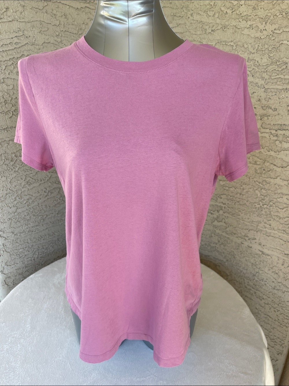 Madewell Women's mauve crew Neck Short Sleeve Top 100% cotton